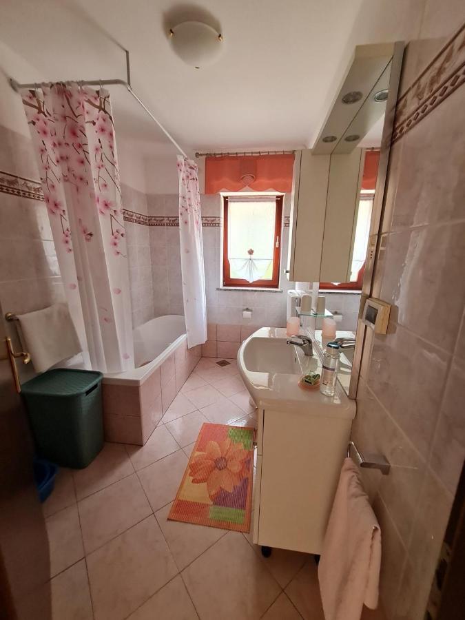 Apartment Ornela Umag Buitenkant foto